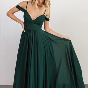Baltic Born Bianca Lace Maxi dress in emerald size medium
